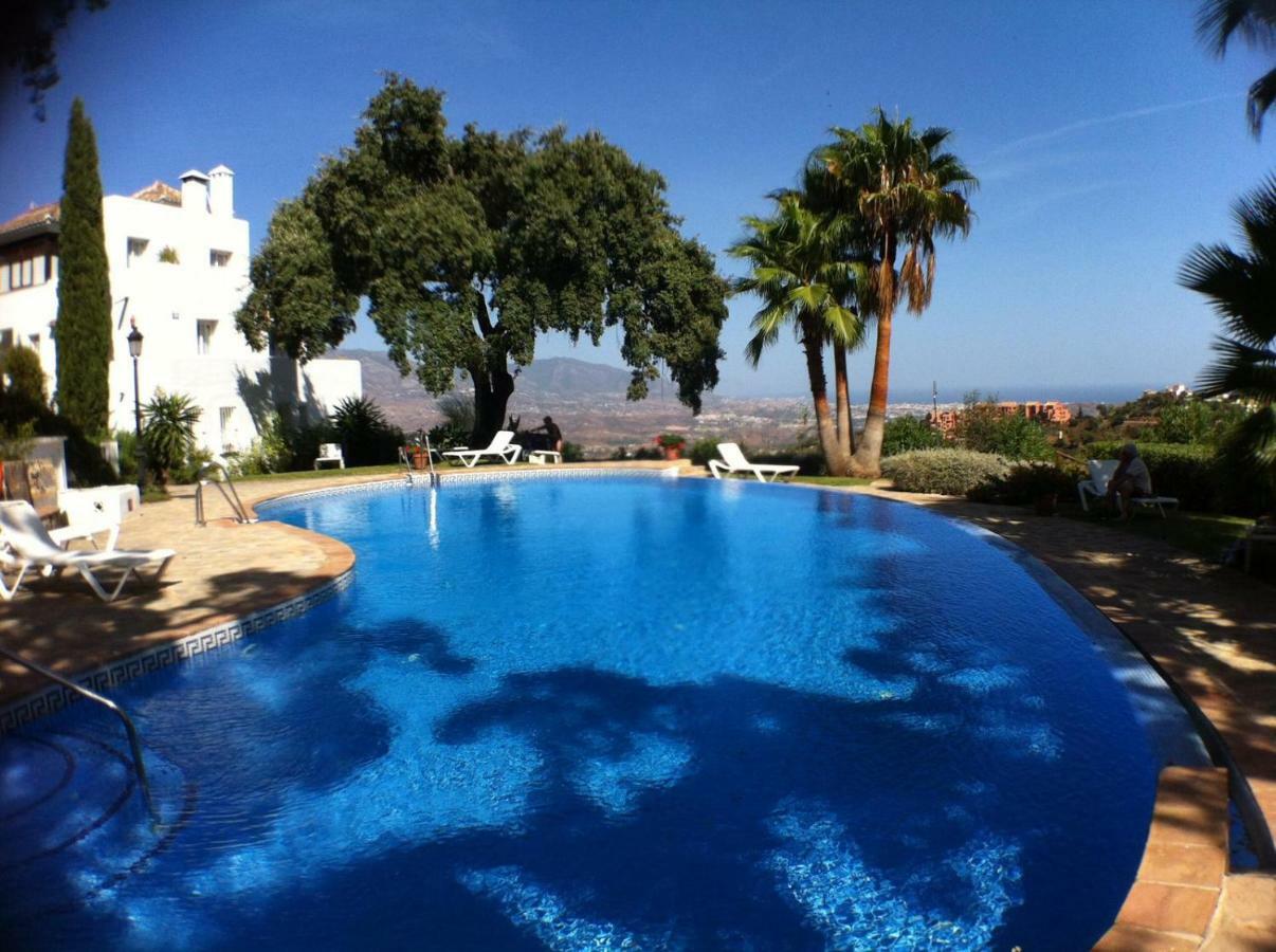 Apartment Jacarandas De Elviria Marbella Eksteriør billede